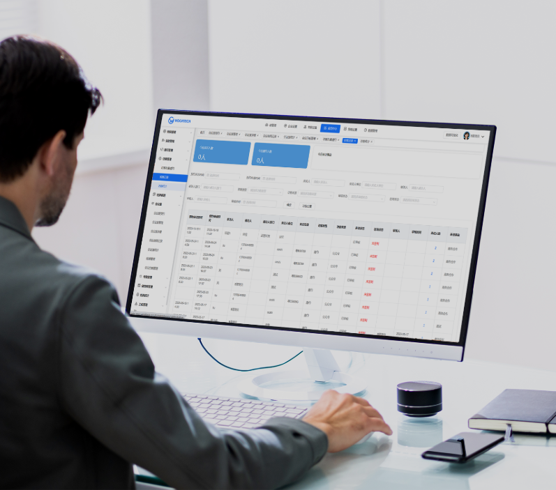 关键词：前台智能通行终端、智慧办公入口、人脸识别终端、办公空间智能交互
				描述：前台配备的智能通行终端，集成人脸识别等功能，是智慧办公入口的核心交互设备，实现人员快速识别与通行管理，提升办公空间智能化体验。